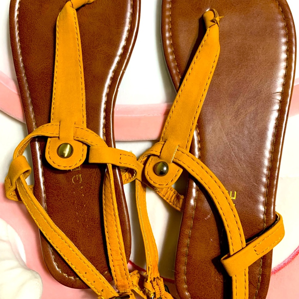 RAMPAGE SANDALS
